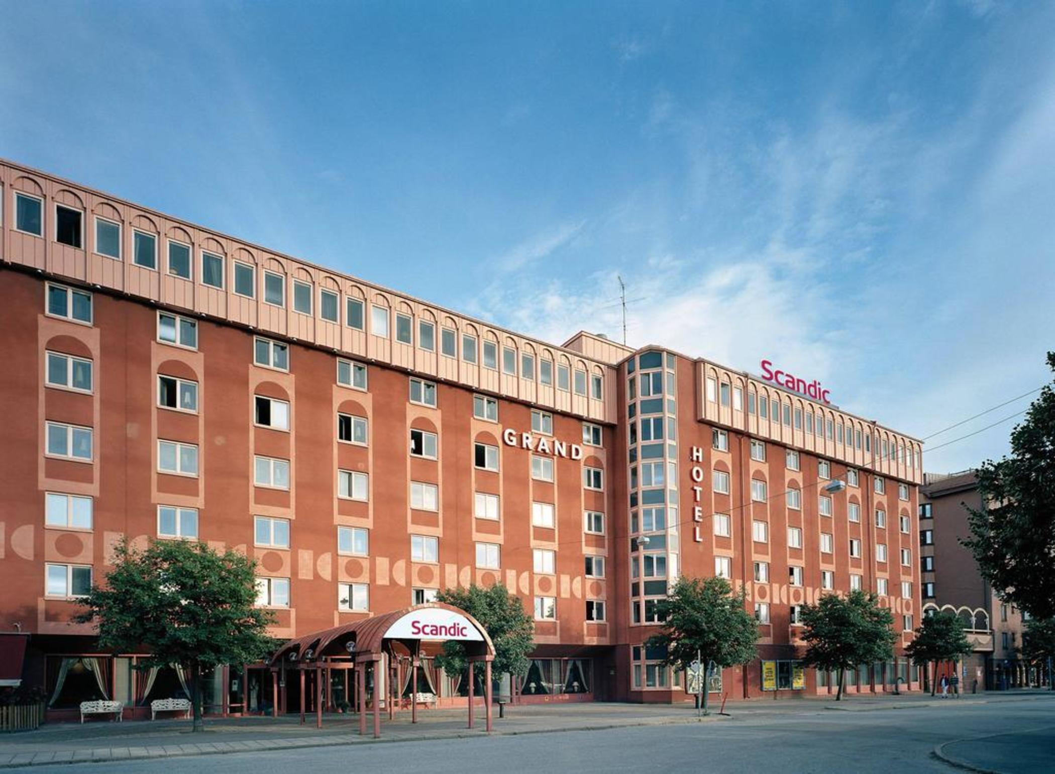 Scandic Grand Hotel Эребру Экстерьер фото