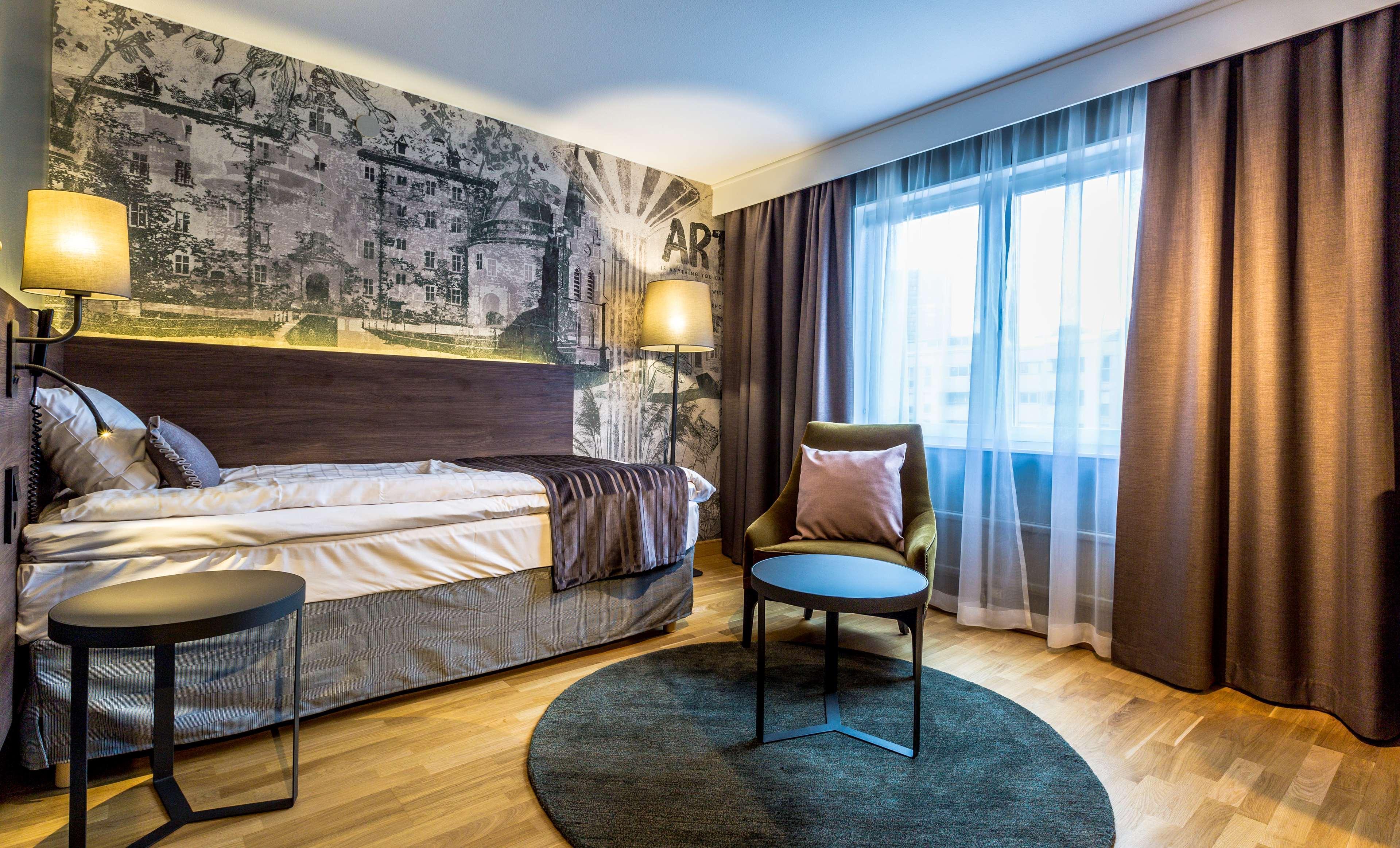Scandic Grand Hotel Эребру Экстерьер фото