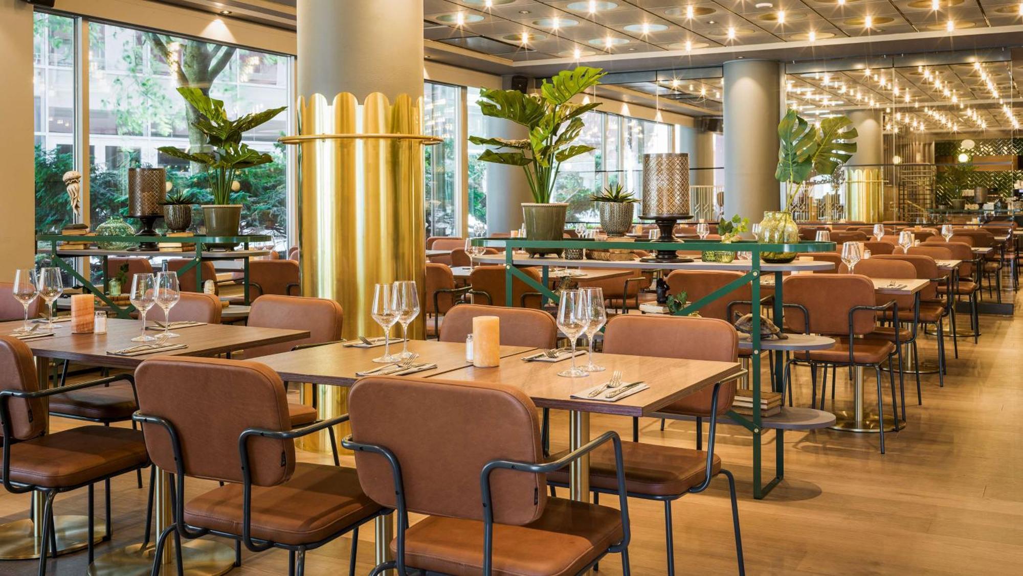 Scandic Grand Hotel Эребру Экстерьер фото