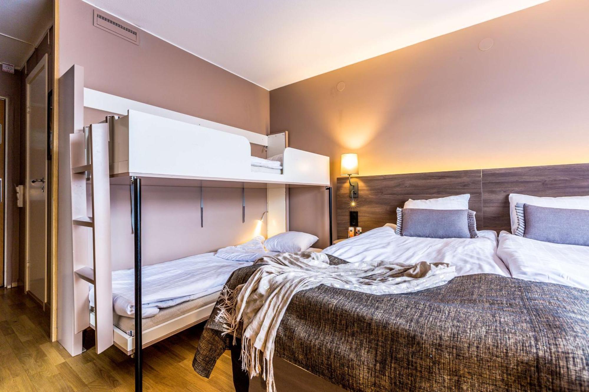 Scandic Grand Hotel Эребру Экстерьер фото