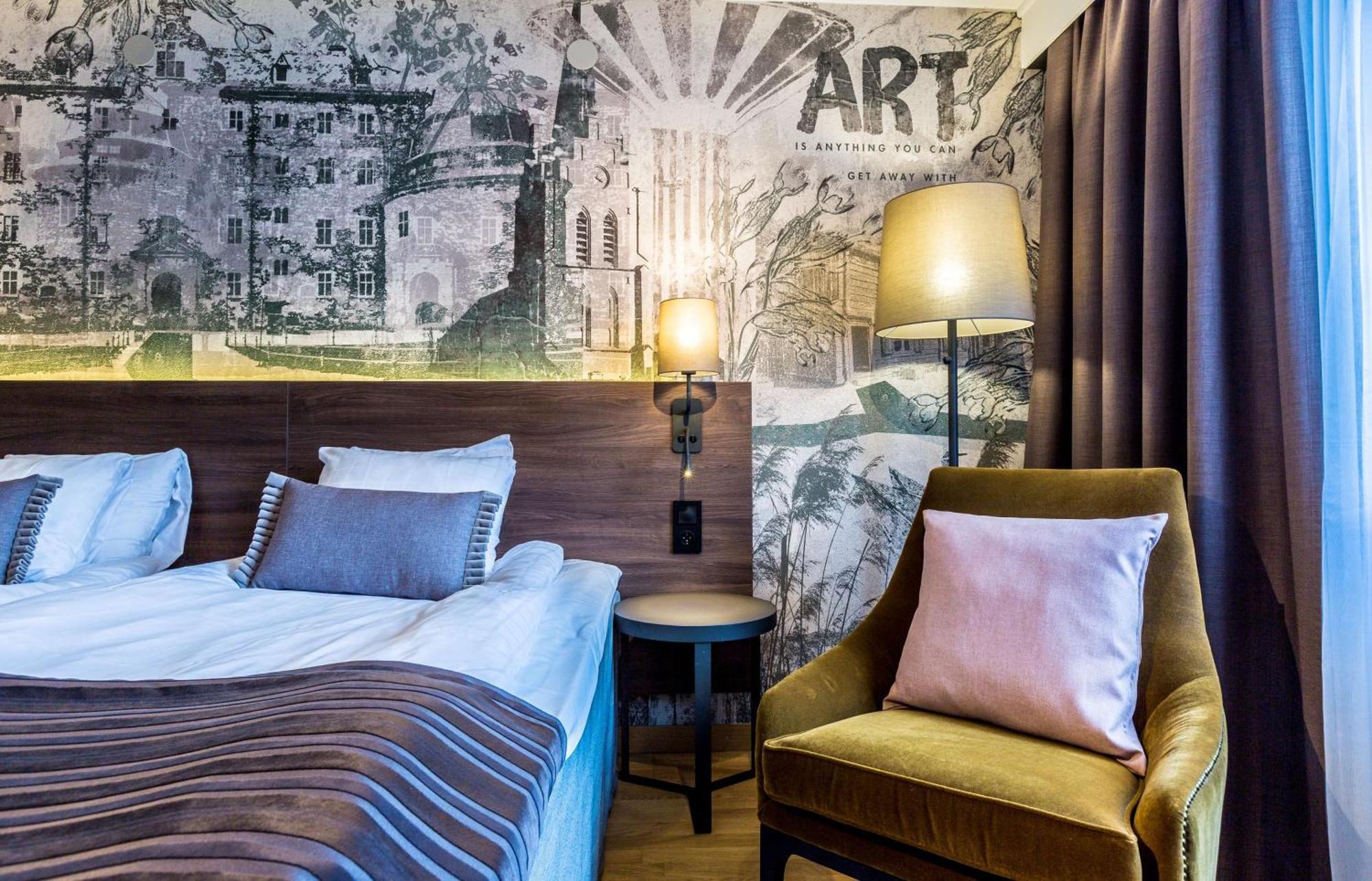 Scandic Grand Hotel Эребру Экстерьер фото